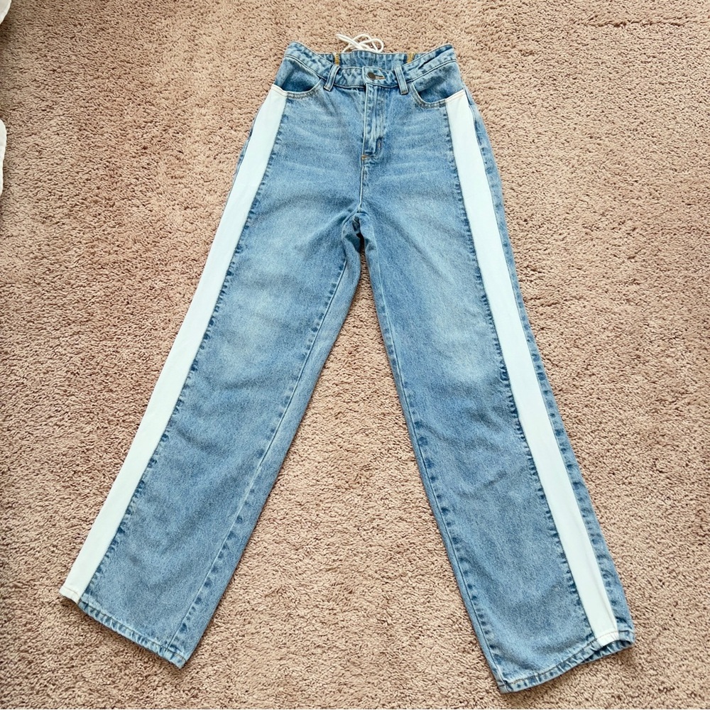 Le Lis Collection Y2K High Rise Side Stripe Lace-Up Back Jeans Women’s Size S